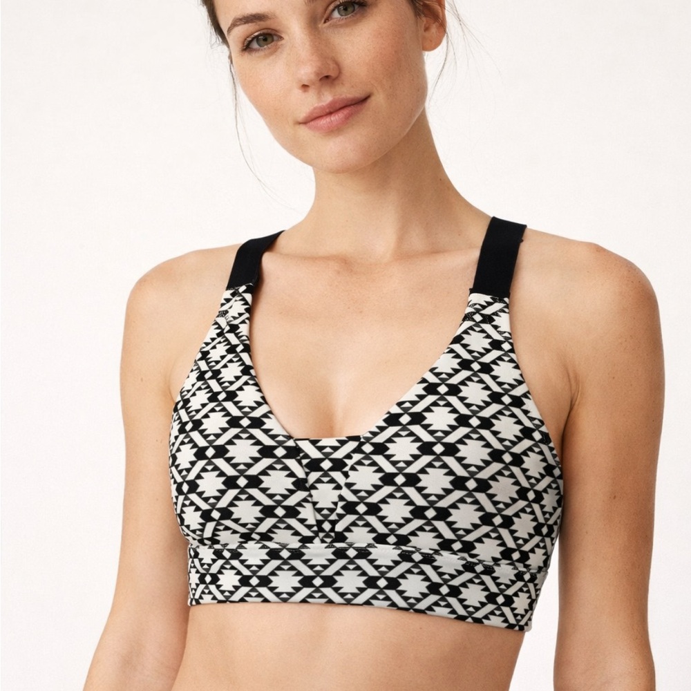 VARLEY Aztec Geometric Print Sports Bra Strappy XS